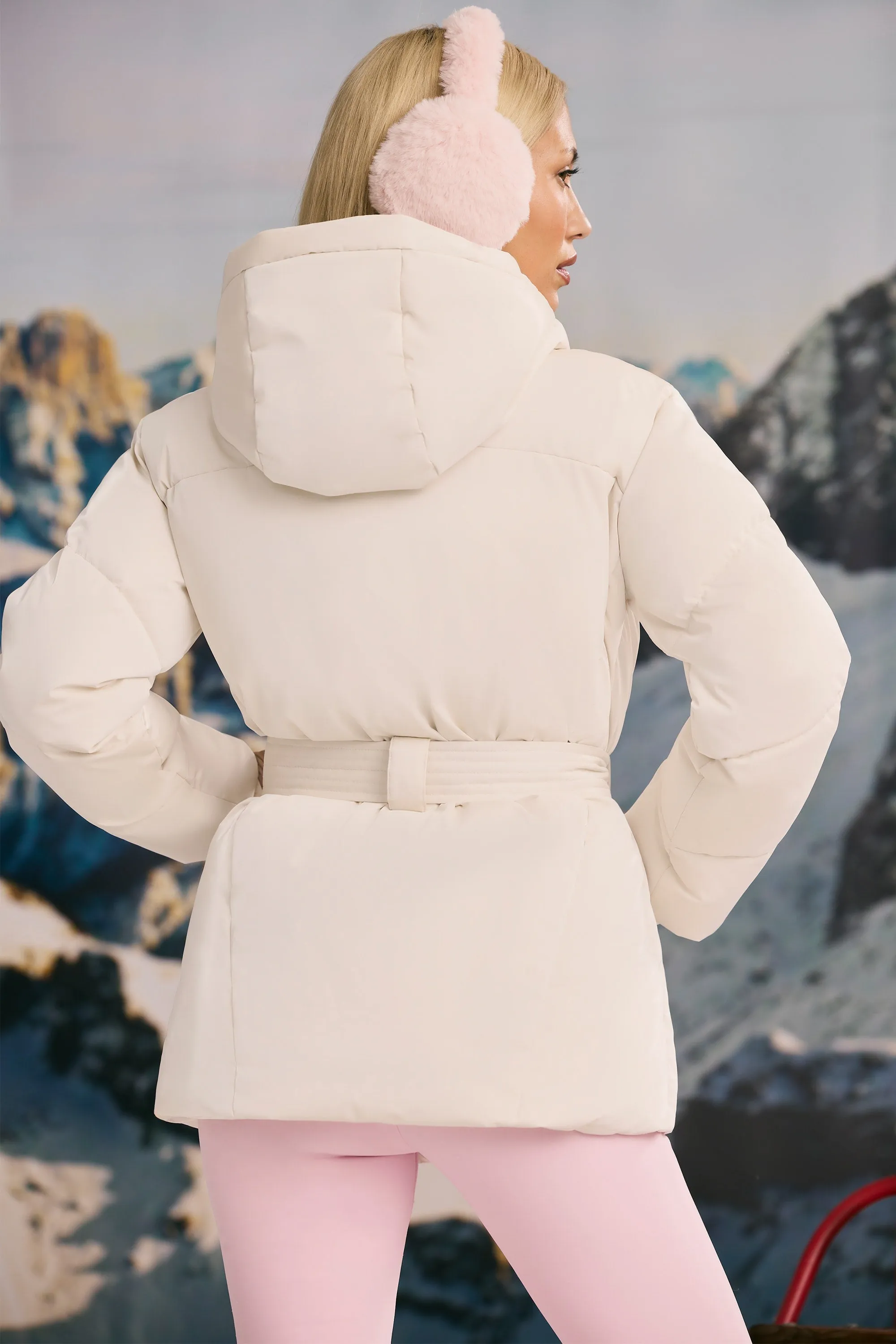 Oversized Quilted Hooded Ski Jacket in Ice White