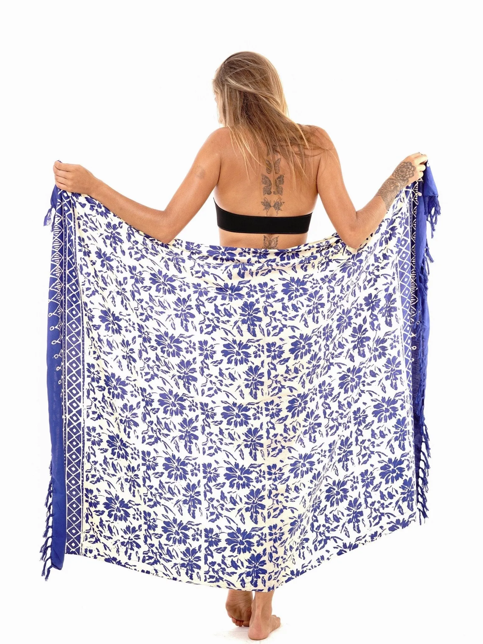 SHU-SHI Natural Floral Print Sarong